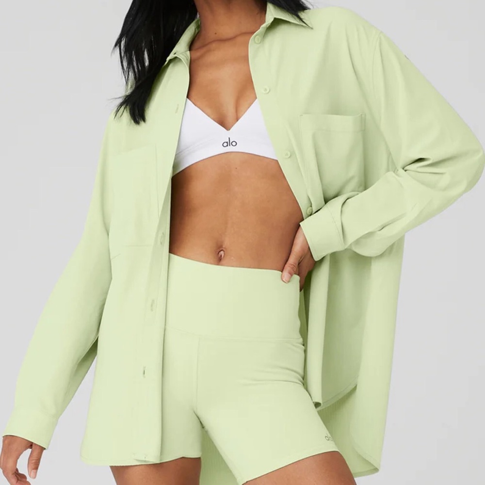 Alo Yoga Dreamscape Button Down Long Sleeve Iced Green Tea S